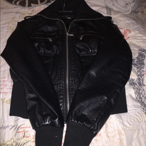 Black leather jacket🖤 - Picture 3 of 3